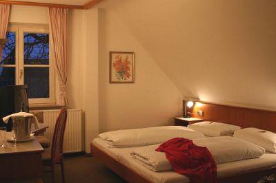 фото отеля Hotel Engel Ulm