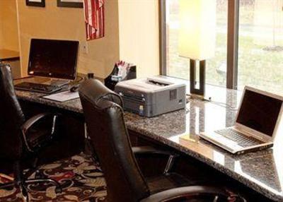 фото отеля Comfort Suites East Broad at 270