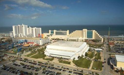 фото отеля Hilton Daytona Beach / Ocean Walk Village