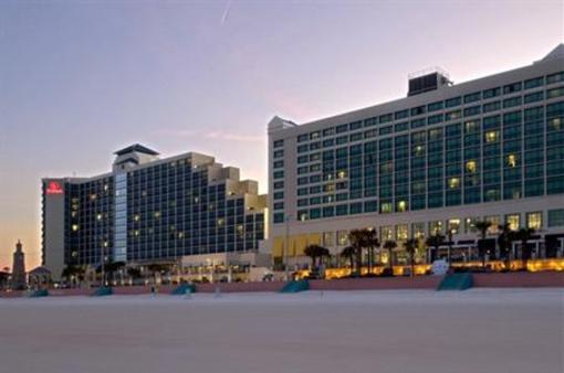 фото отеля Hilton Daytona Beach / Ocean Walk Village