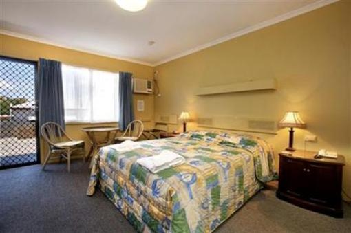 фото отеля Ambassador Motor Inn Brisbane