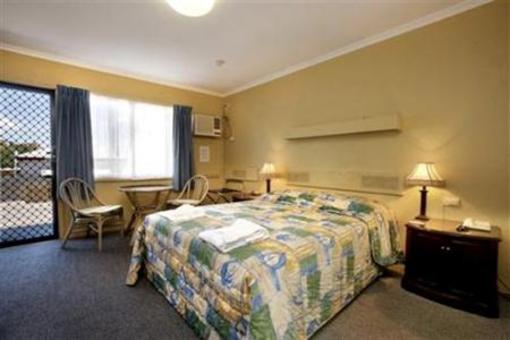 фото отеля Ambassador Motor Inn Brisbane
