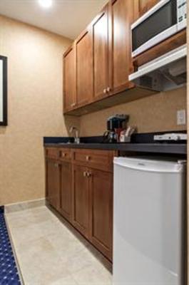 фото отеля BEST WESTERN PLUS Suites Downtown