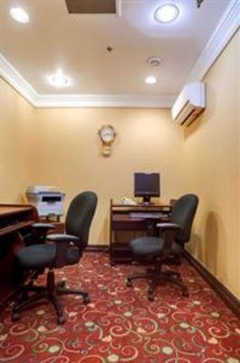 фото отеля BEST WESTERN PLUS Suites Downtown