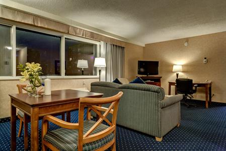фото отеля BEST WESTERN PLUS Suites Downtown