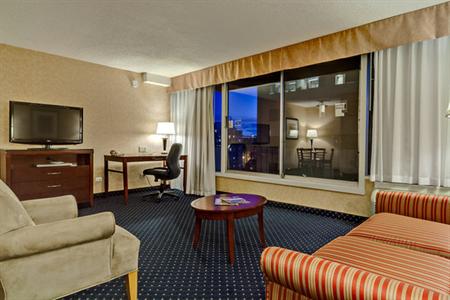 фото отеля BEST WESTERN PLUS Suites Downtown