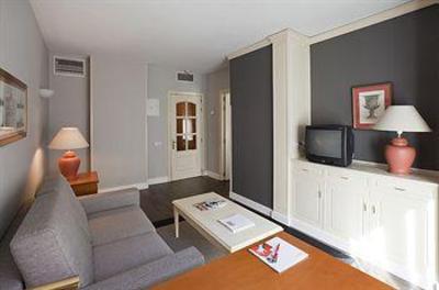фото отеля Confortel Suites Madrid