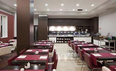 фото отеля Confortel Suites Madrid