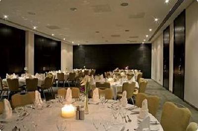 фото отеля Park Plaza Cardiff