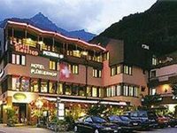 Hotel Fluelerhof