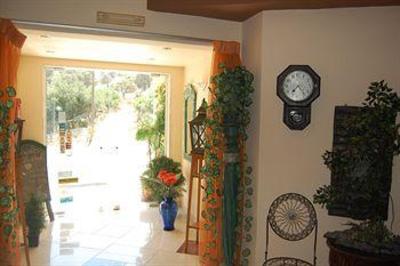 фото отеля Shivas Village Hotel