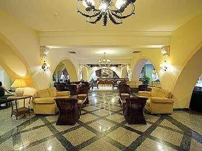 фото отеля Golden Arches Hotel Limassol