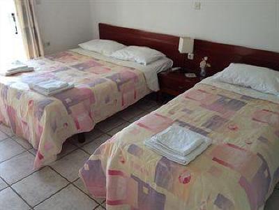 фото отеля Gikas Apartments