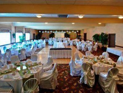 фото отеля Ramada Inn & Suites Penticton