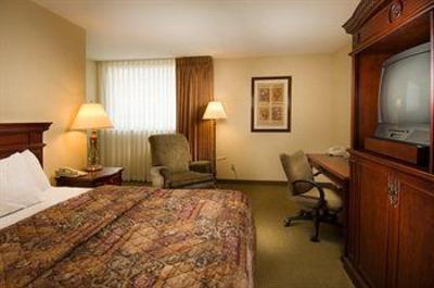 фото отеля Drury Inn & Suites St. Louis Convention Center
