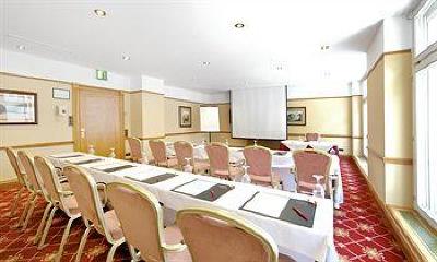 фото отеля Crowne Plaza Hotel Salzburg - The Pitter