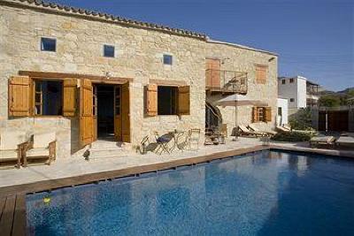 фото отеля Evkarpos Country House Larnaca