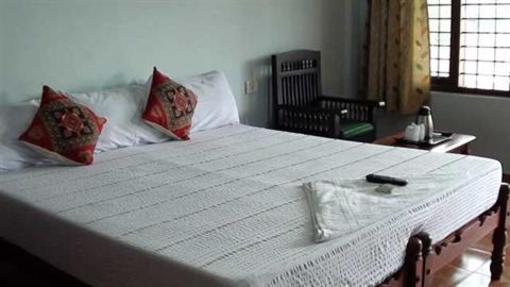 фото отеля Cosy Regency