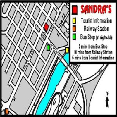фото отеля Sandra's Backpackers Hostel
