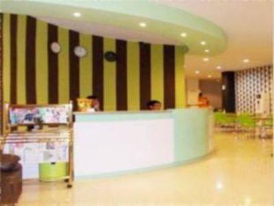 фото отеля Hotel Hertasning Makassar