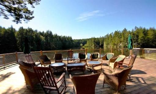 фото отеля Lakedale Resort at Three Lakes