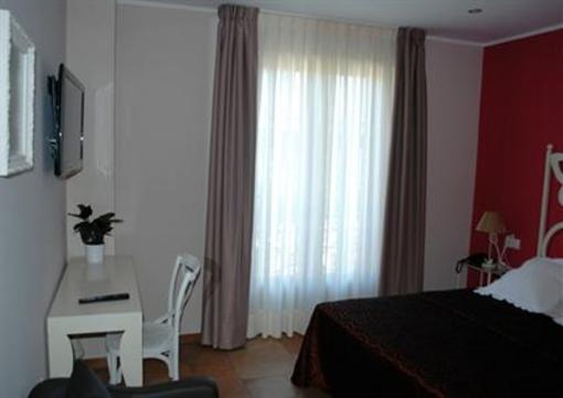 фото отеля Hotel y Apartamentos Sur de la Bahia