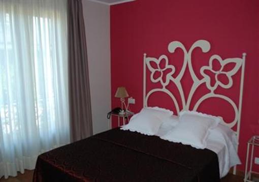 фото отеля Hotel y Apartamentos Sur de la Bahia