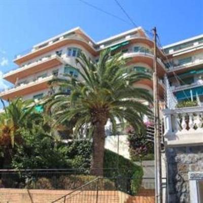 фото отеля Apartment - Sanremo