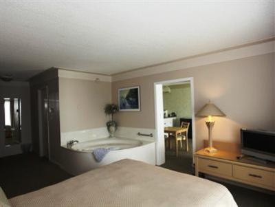 фото отеля Sidney Waterfront Inn