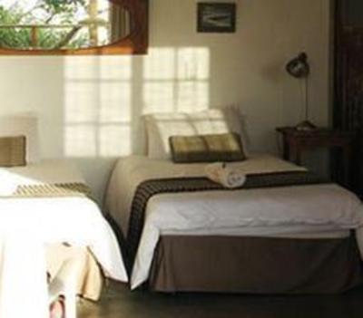 фото отеля Stone Cottage Guest House