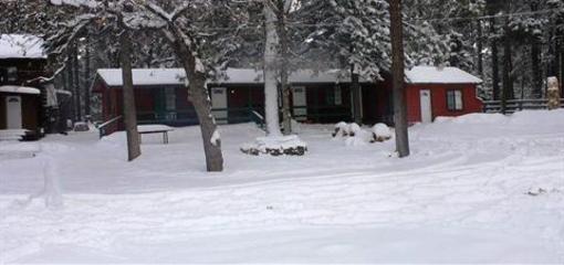 фото отеля Lumbermen's Village