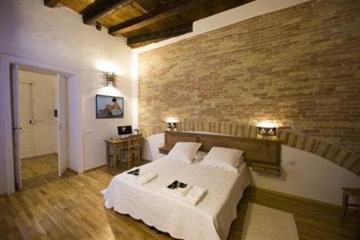 фото отеля Castelletto Suites