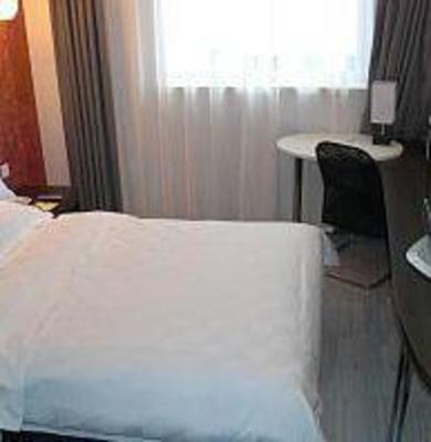фото отеля Fairyland Hotel Express Tuodong Kunming
