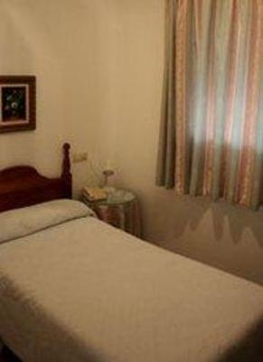 фото отеля Pension Hidalgo I Utrera