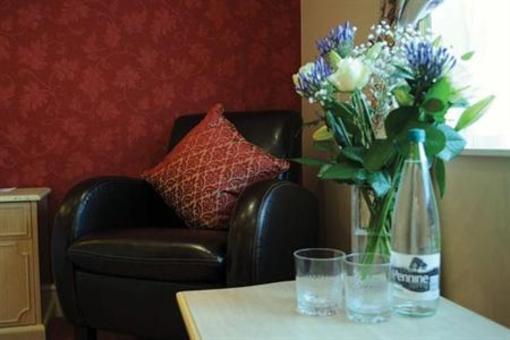 фото отеля BEST WESTERN Calcot Hotel