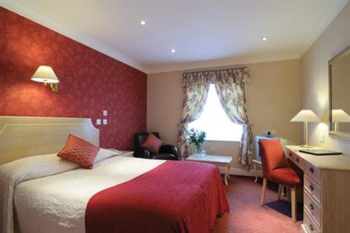 фото отеля BEST WESTERN Calcot Hotel