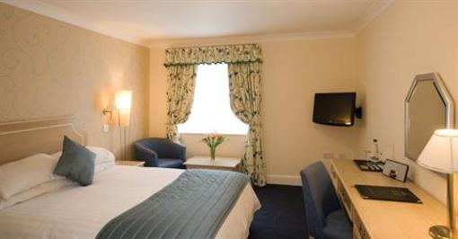 фото отеля BEST WESTERN Calcot Hotel