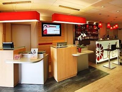 фото отеля Ibis Clermont-Ferrand Sud Carrefour Herbet