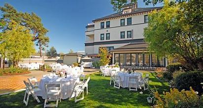 фото отеля Majestic Inn and Spa