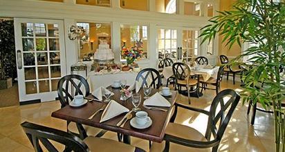 фото отеля Majestic Inn and Spa