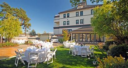 фото отеля Majestic Inn and Spa