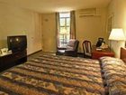 фото отеля Howard Johnson Inn Green Bay