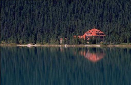 фото отеля Num-Ti-Jah Lodge
