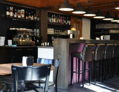 фото отеля Kalchofen Coffee Bar Hotel