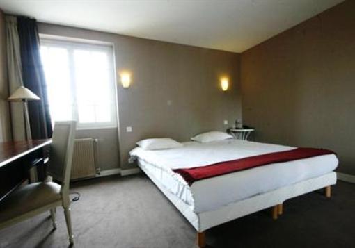 фото отеля Brit Hotel La Guinguette Tinteniac