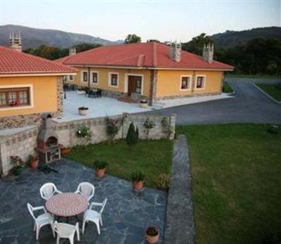 фото отеля Apartamentos Casa Carin