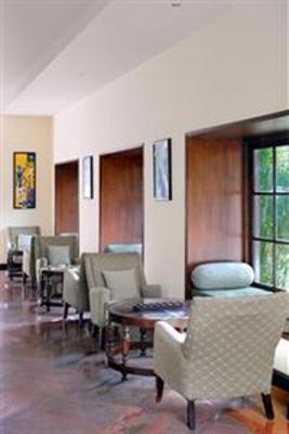 фото отеля Gateway Hotel KM Road Chikmagalur