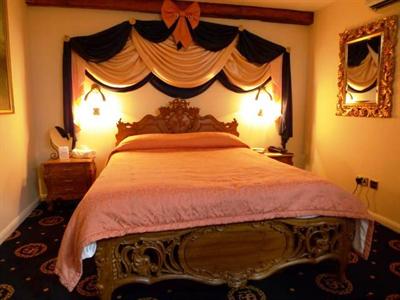 фото отеля Santo's Higham Farm Hotel