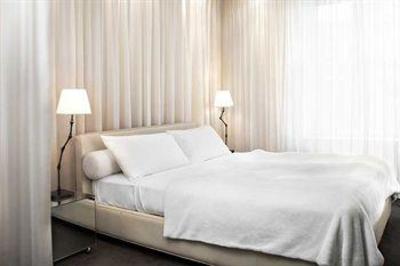 фото отеля St. Paul Hotel Montreal