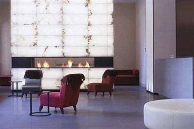 фото отеля St. Paul Hotel Montreal